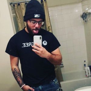 Meet your Posher, Hunter